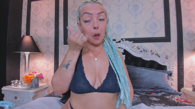 MadisonBecker's Streamate show and profile