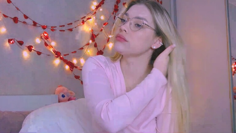 DianaLuna's Streamate show and profile