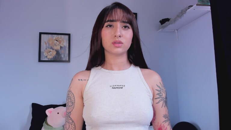 RoseHoldenn's Streamate show and profile