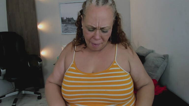 Sheryljoness's Streamate show and profile