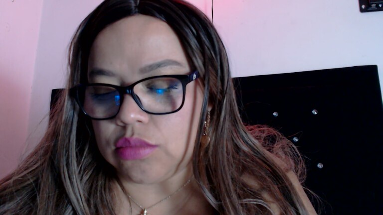 msemma18's Streamate show and profile