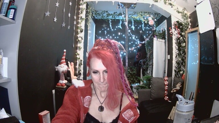 SkySparks's Streamate show and profile