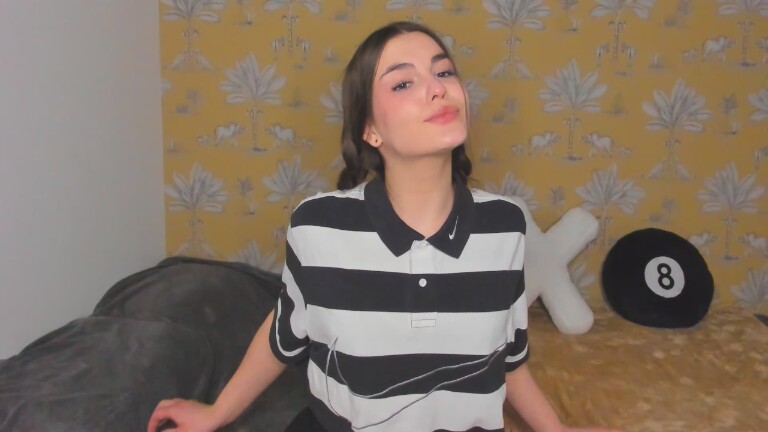 Waifuga's Streamate show and profile