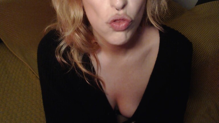 TattooedTeaseXXX's Streamate show and profile