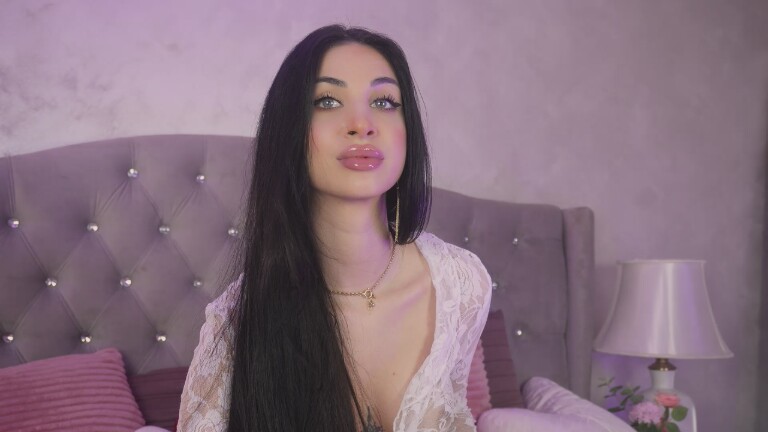Celine_Noir's Streamate show and profile