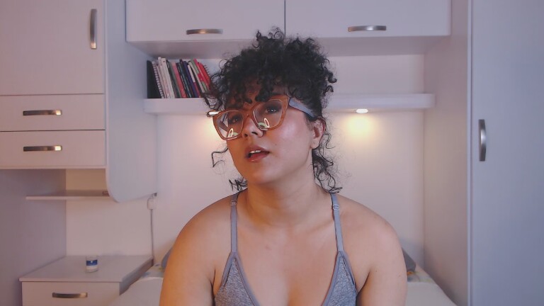 MartinaRuis's Streamate show and profile