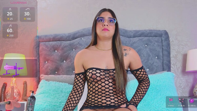 ZafiroClean's Streamate show and profile