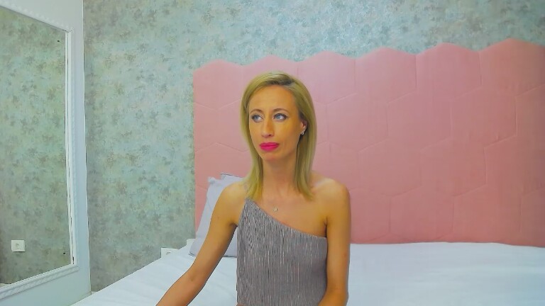 DeliaMarlow's Streamate show and profile