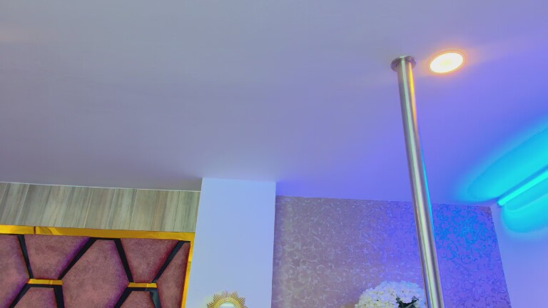 Madisson_Jaramillo's Streamate show and profile