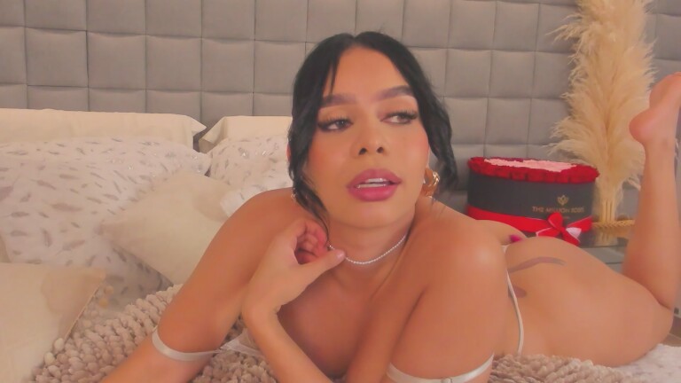 PaolaFalkon's Streamate show and profile