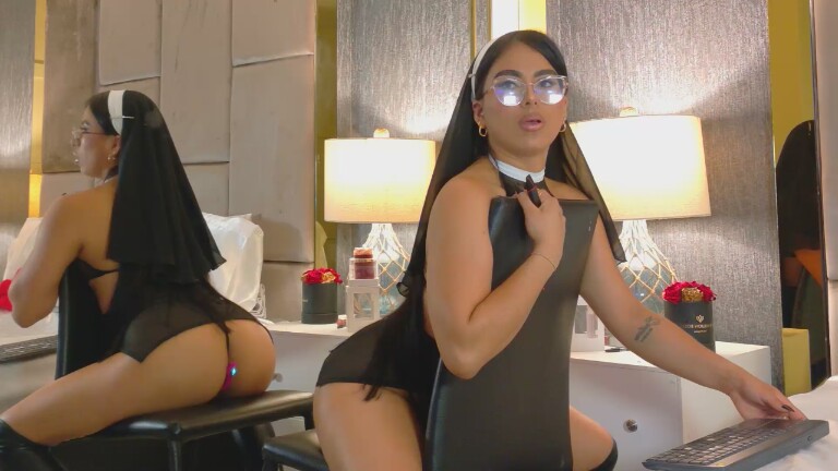 LiaSinclair's Streamate show and profile