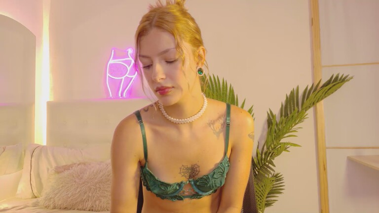 AmeAlcaraz's Streamate show and profile