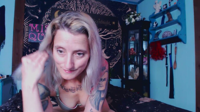 MissQuinCam's Streamate show and profile