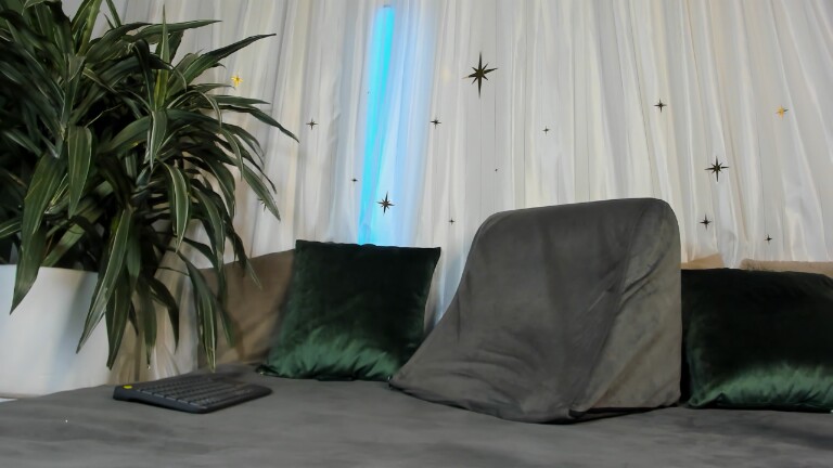 LynxRosenn's Streamate show and profile