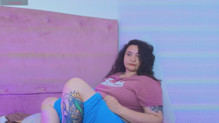 imxalaya's Streamate show and profile