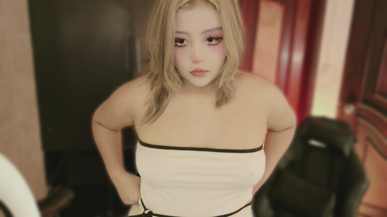 Tinie_Sofiaa's Streamate show and profile