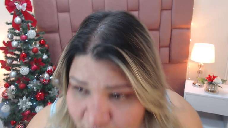 Evaverse's Streamate show and profile