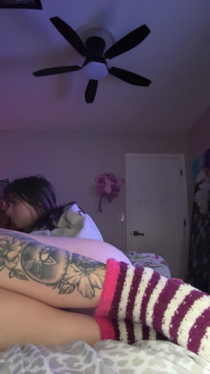 TinytittieXX's Streamate show and profile