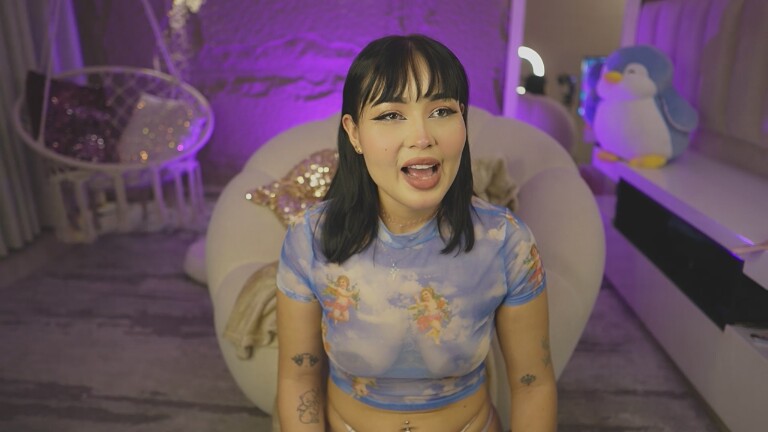 Aleshiadoll's Streamate show and profile