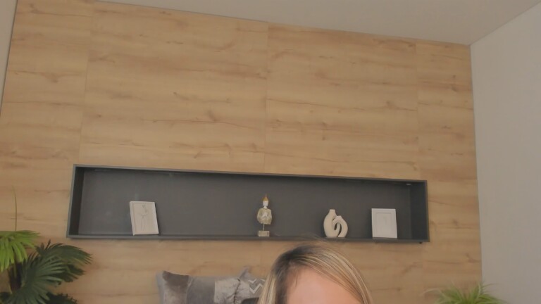 ZarahBakerr's Streamate show and profile