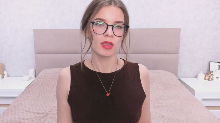 MYasmina's Streamate show and profile