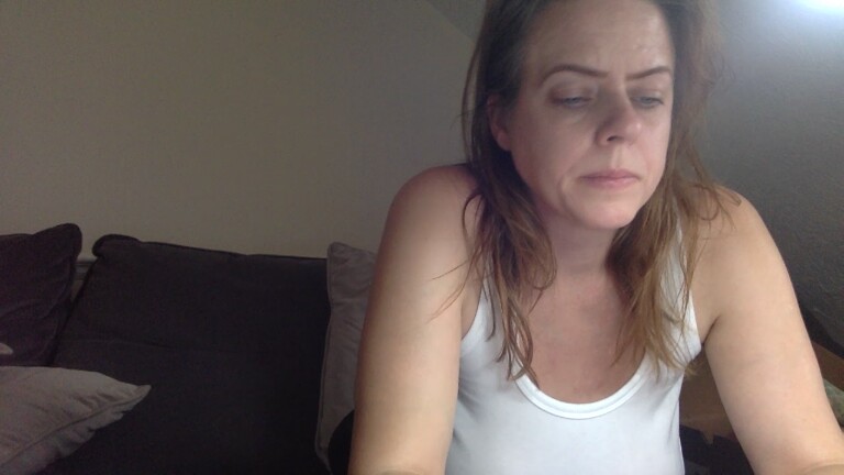 ElizabethArden42's Streamate show and profile