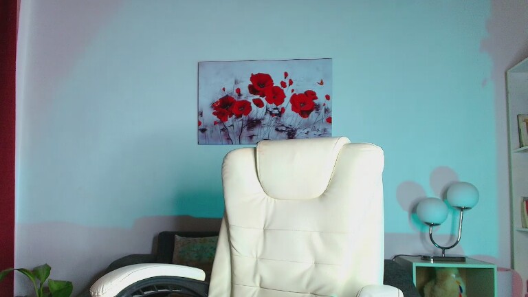 ZaraSolei's Streamate show and profile