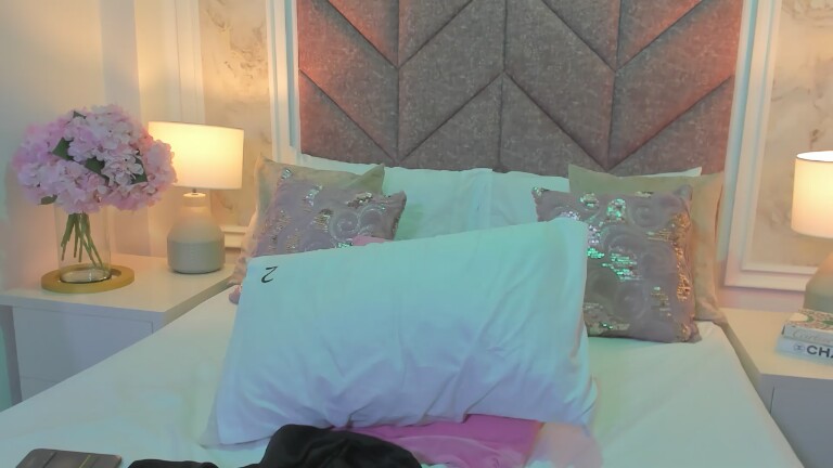 SusySwift's Streamate show and profile