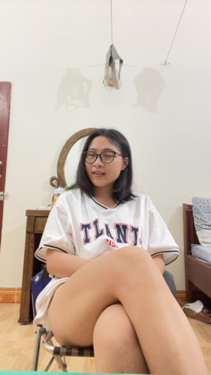 MiaTrang's Streamate show and profile