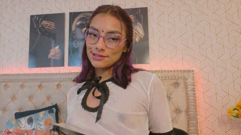 vale_alvarez's Streamate show and profile