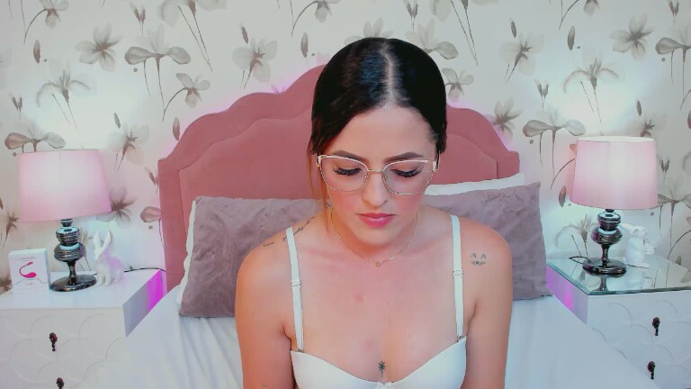 AlicceGray's Streamate show and profile