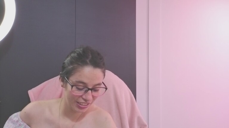 Samanthablow's Streamate show and profile