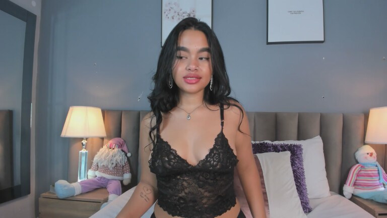 LorenaGrey's Streamate show and profile