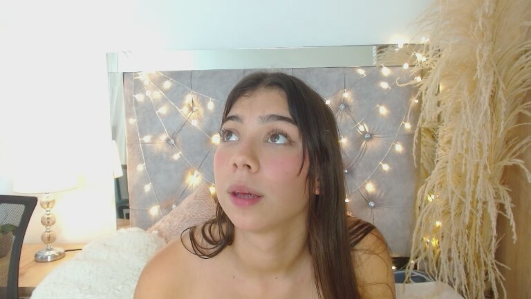 Naommycambell's Streamate show and profile