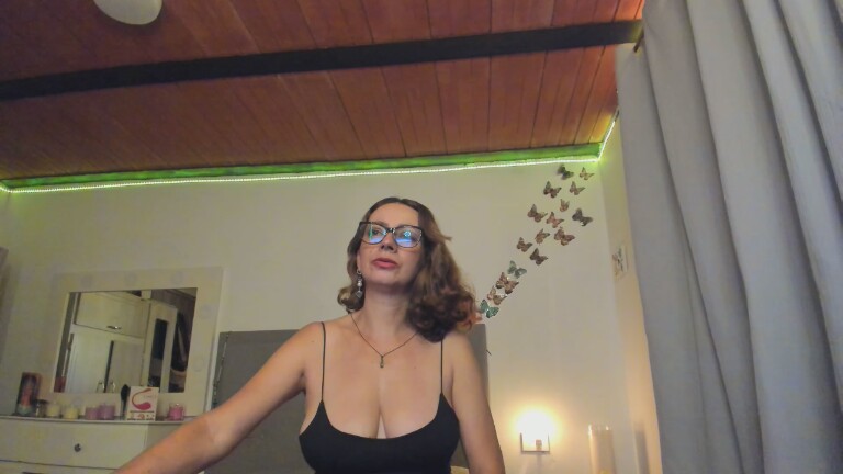 Lunajolie's Streamate show and profile