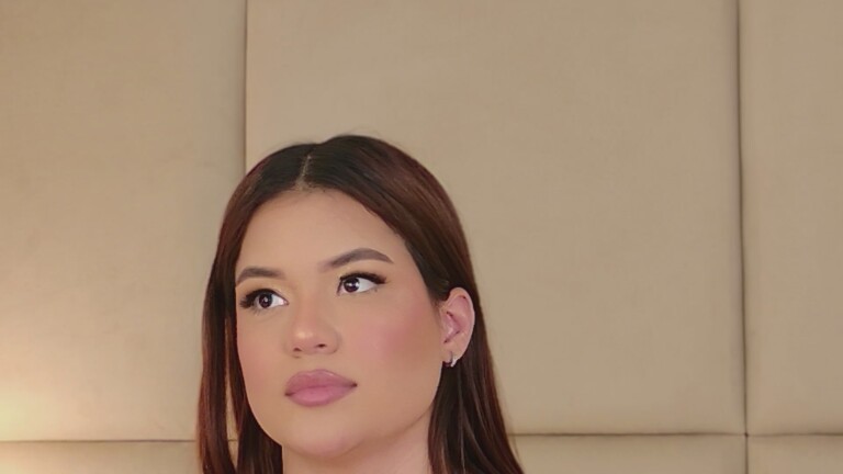 GiaRosset's Streamate show and profile