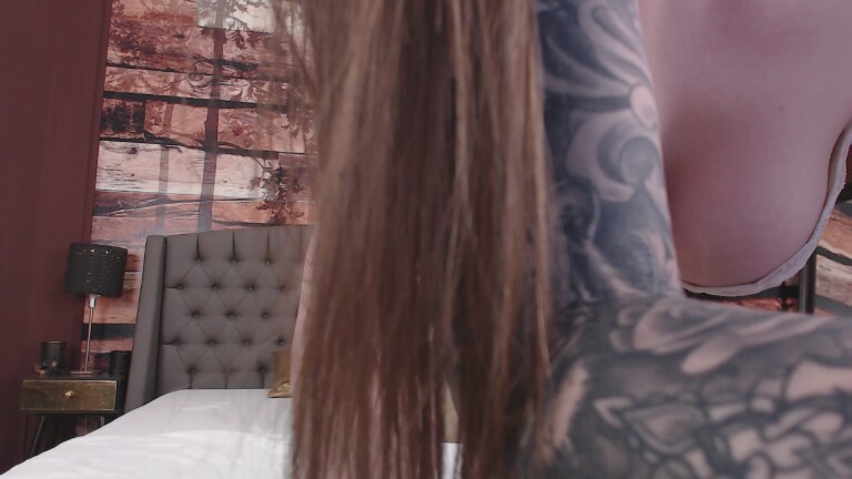 ElleLuvv's Streamate show and profile