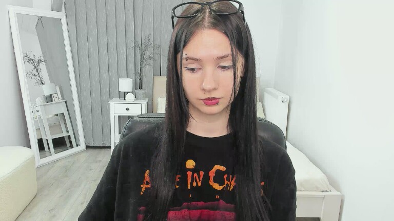 Crelly's Streamate show and profile