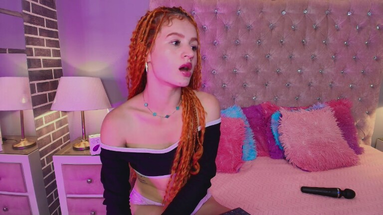 AdelaineBestt's Streamate show and profile