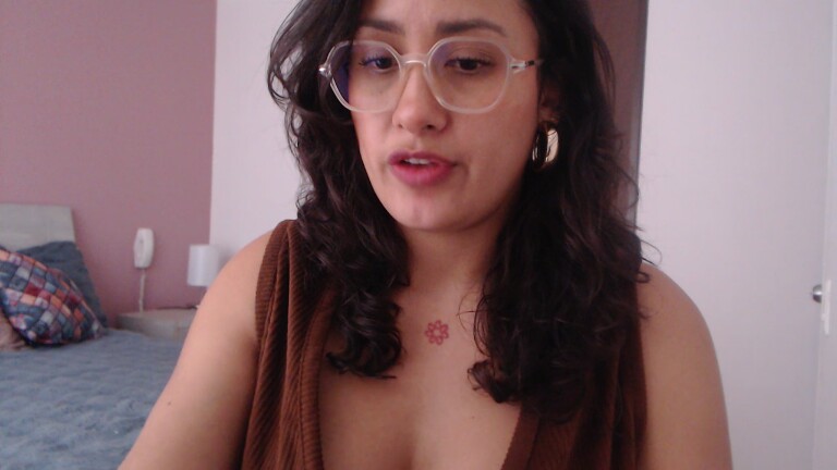 Silvana_Ruiz's Streamate show and profile