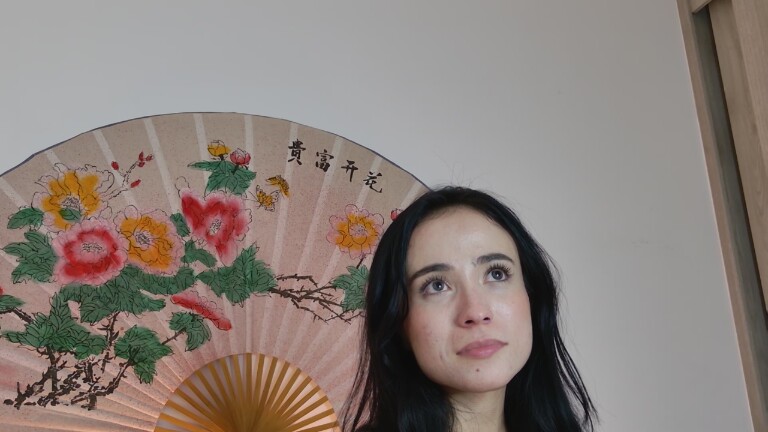 SweetSara33's Streamate show and profile