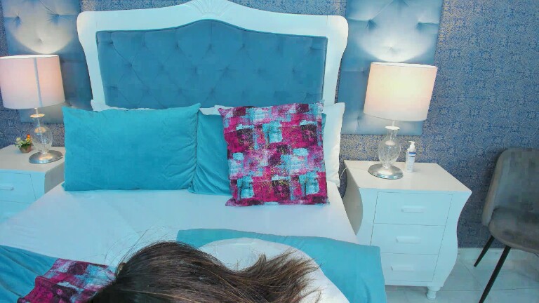 SusyLuv's Streamate show and profile