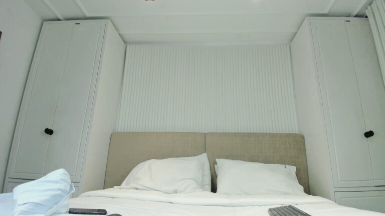 Liia_sweet's Streamate show and profile