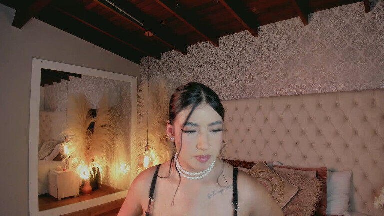 Dannah_Gomez's Streamate show and profile