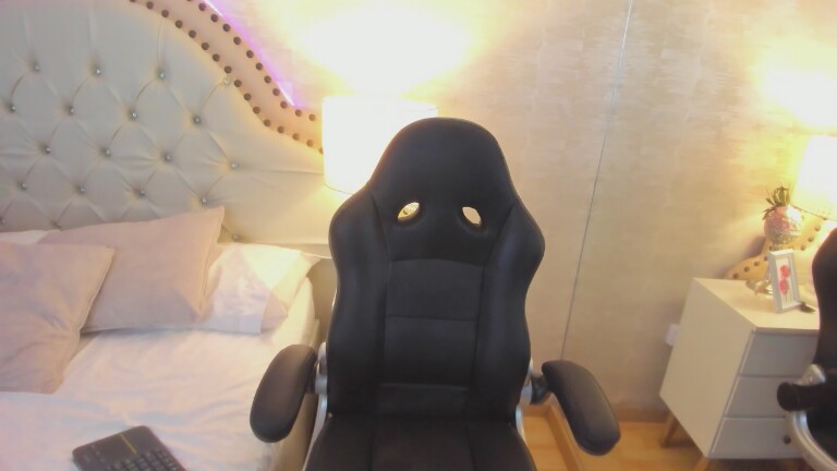 EllaEvanz's Streamate show and profile