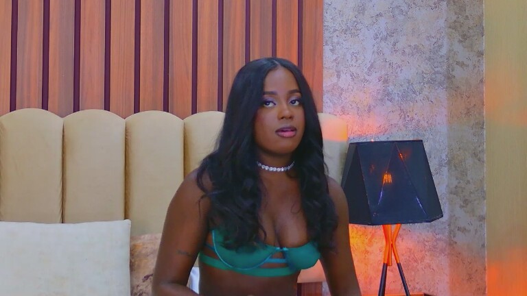 EmmyMonroe's Streamate show and profile