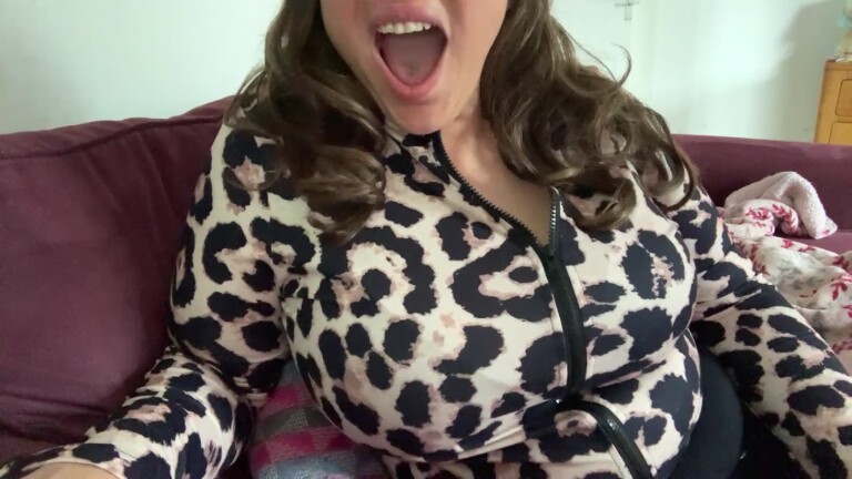 DivineEmpress's Streamate show and profile