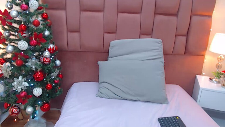 Nina_Bliss's Streamate show and profile