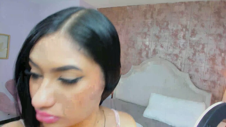 KhloeWonders's Streamate show and profile