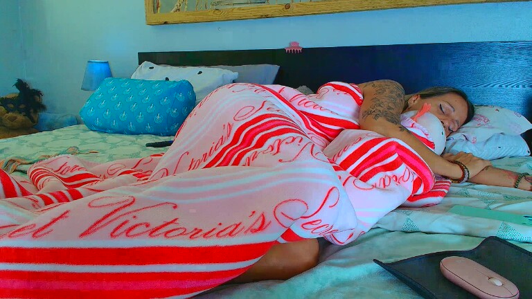 MayaMerciXoxo's Streamate show and profile